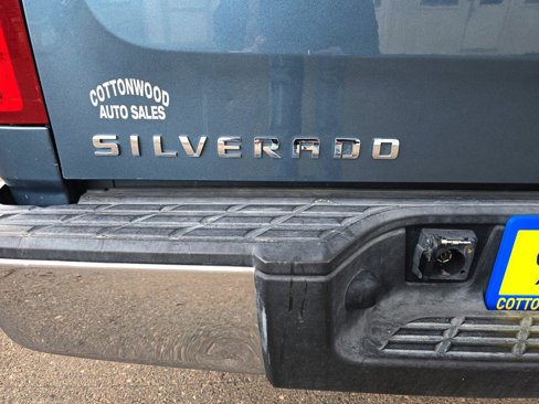 Used 2011 Chevrolet Silverado 1500 W/T image 33