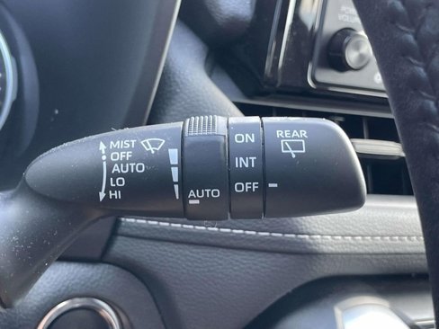 Certified 2020 Toyota RAV4 XLE image 24