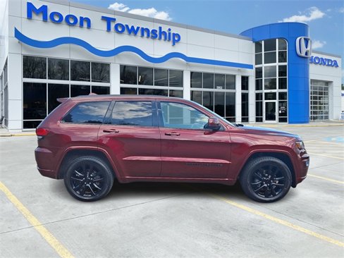 Used 2020 Jeep Grand Cherokee Altitude image 7