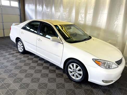 Used 2003 Toyota Camry XLE image 10
