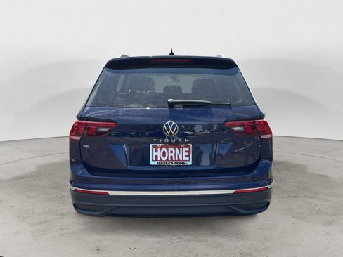 Used 2023 Volkswagen Tiguan SE image 5