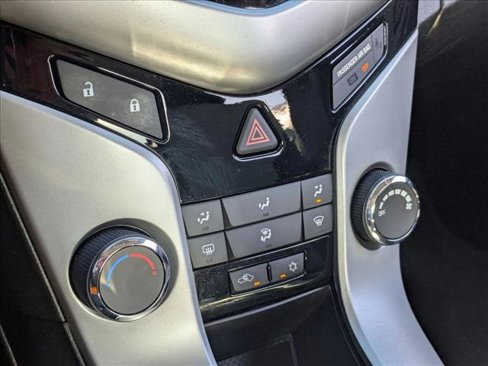 Used 2014 Chevrolet Cruze LS image 13