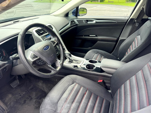 Used 2014 Ford Fusion SE w/ Equipment Group 201A image 15