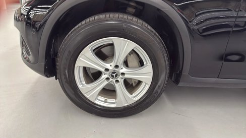 Used 2018 Mercedes-Benz GLC 300 w/ Premium Package image 21