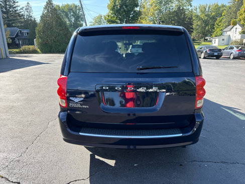 Used 2013 Dodge Grand Caravan SE image 4