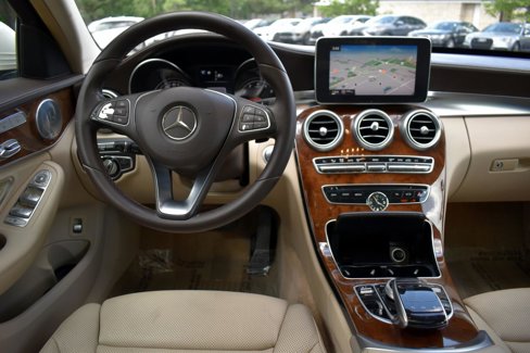 Used 2015 Mercedes-Benz C 300 4MATIC Sedan w/ Driver Assistance Package image 15