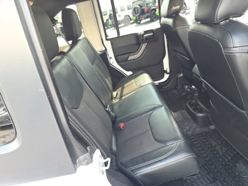 Used 2018 Jeep Wrangler Unlimited Sport image 40