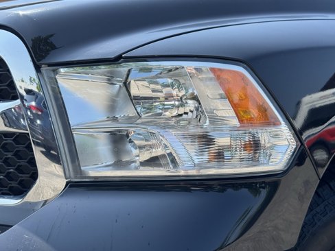 Used 2020 RAM 1500 Tradesman w/ Chrome Appearance Group image 4