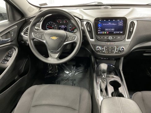 Used 2024 Chevrolet Malibu LT image 14