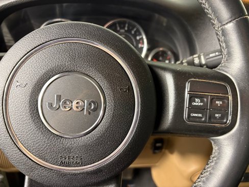 Used 2015 Jeep Wrangler Sahara w/ Connectivity Group image 19