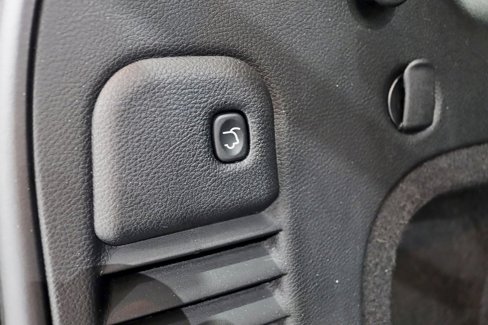 Used 2018 Jeep Grand Cherokee Limited image 33