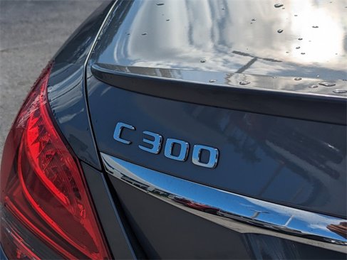 Used 2018 Mercedes-Benz C 300 Sedan image 11
