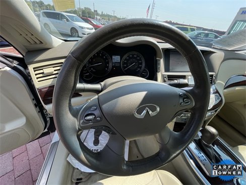 Used 2016 INFINITI Q70 3.7 w/ Technology Package image 13