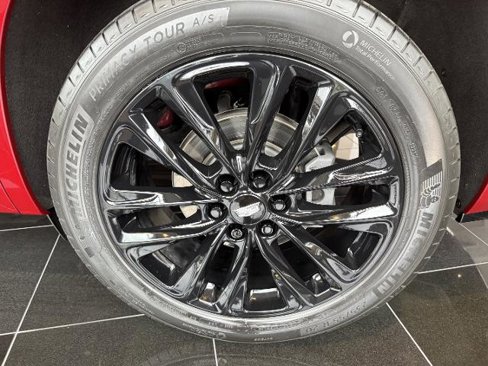 Certified 2021 Cadillac XT6 Sport w/ LPO, ONYX Package image 3