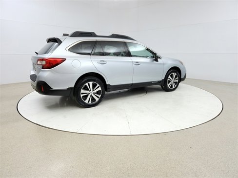 Used 2019 Subaru Outback 2.5i Limited w/ Popular Package #2 image 7