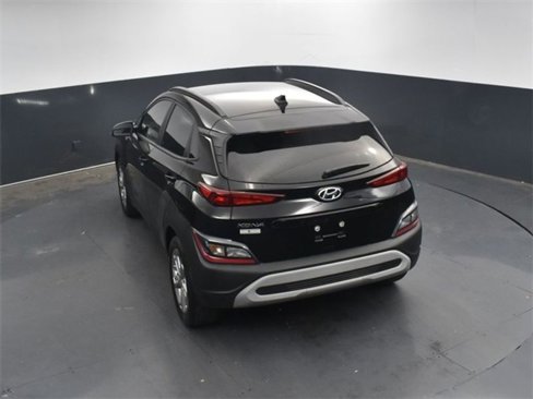 Used 2023 Hyundai Kona SEL w/ Winter Weather Package image 24