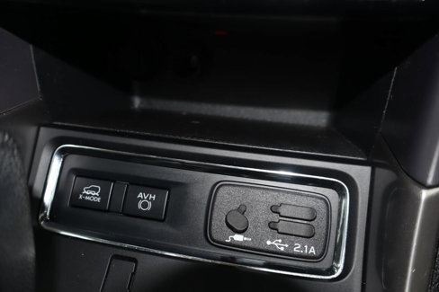 Used 2022 Subaru Ascent Limited w/ Technology Package image 19