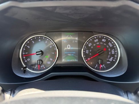 Used 2019 Toyota RAV4 XLE image 21