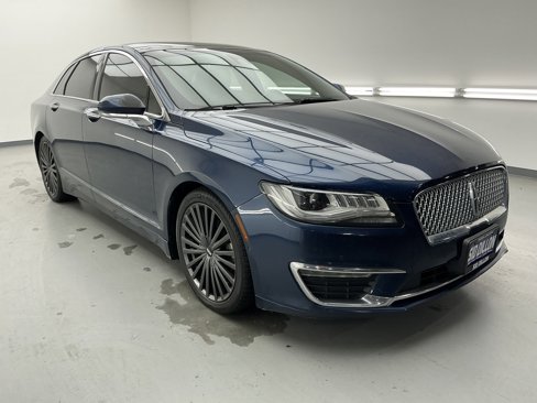 Used 2017 Lincoln MKZ Reserve w/ Technology Package image 3