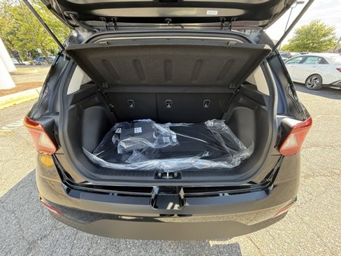 New 2025 Hyundai Venue SE image 14