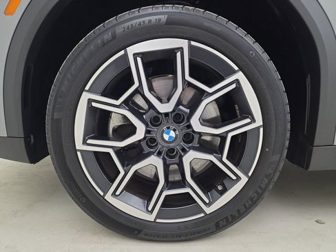 Used 2024 BMW X2 xDrive28i w/ Convenience Package image 11