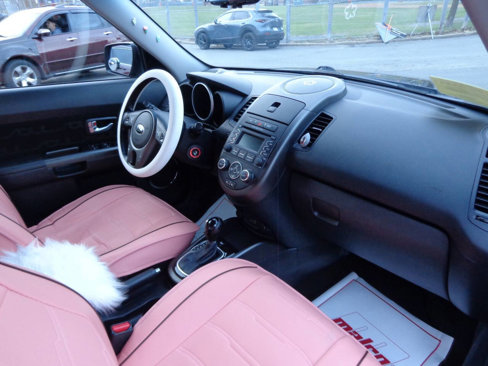 Used 2013 Kia Soul + image 25
