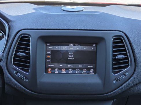 Used 2019 Jeep Compass Latitude w/ Popular Equipment Group image 19