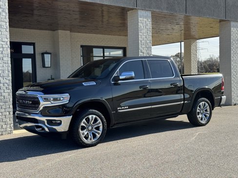 Used 2023 RAM 1500 Limited w/ Bed Utility Group image 4