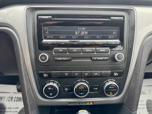 Used 2012 Volkswagen Passat 2.5 S image 18