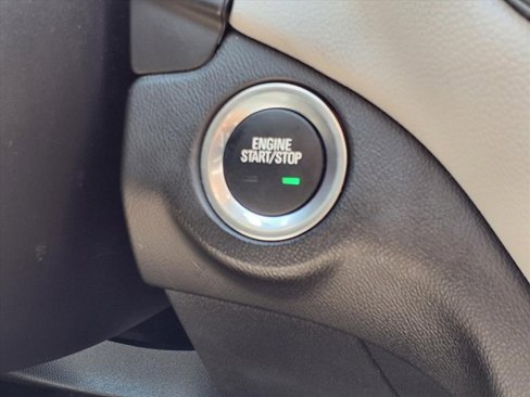 Used 2023 Chevrolet Equinox LT image 9