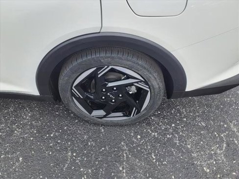 New 2025 Kia K4 EX image 5