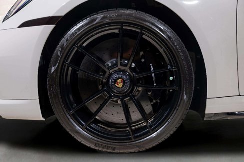 Used 2022 Porsche 911 Turbo S image 16