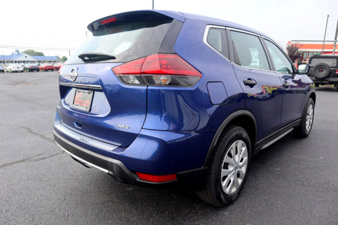 Used 2018 Nissan Rogue S image 27