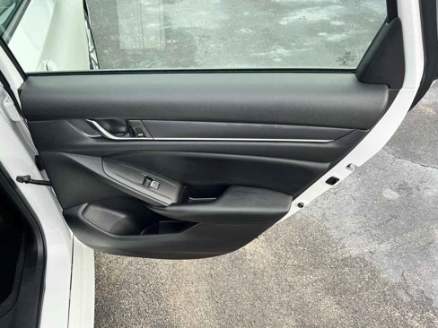 Used 2021 Honda Accord LX image 22