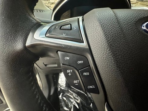 Used 2017 Ford Edge SEL w/ Equipment Group 201A image 23