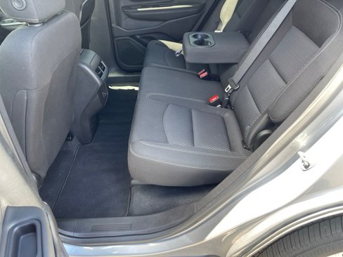 Used 2024 GMC Terrain SLE image 31
