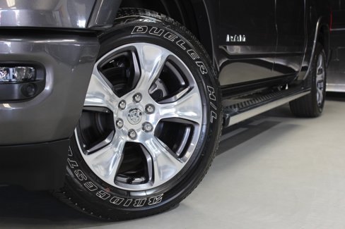 Used 2022 RAM 1500 Laramie w/ Sport Appearance Package image 16