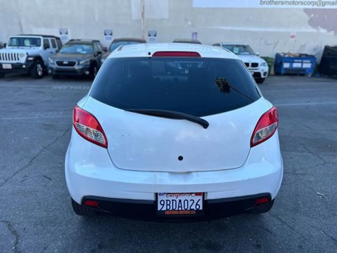 Used 2011 MAZDA MAZDA2 Sport image 16