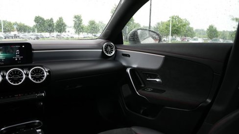 Used 2022 Mercedes-Benz CLA 250 4MATIC image 15