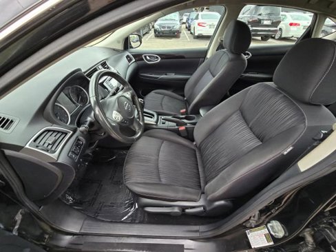 Used 2018 Nissan Sentra SV image 9