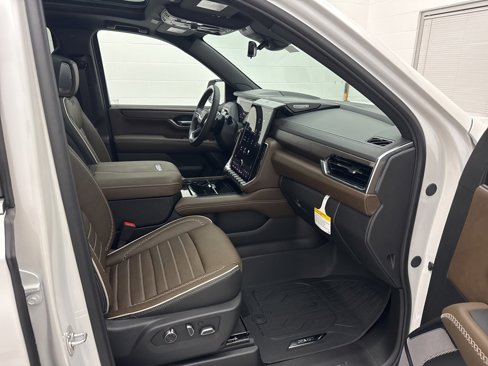 New 2025 GMC Yukon Denali Ultimate image 93
