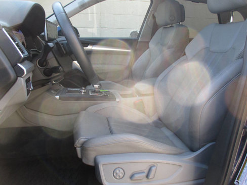 Used 2019 Audi Q5 2.0T Premium Plus w/ Premium Plus Package image 22
