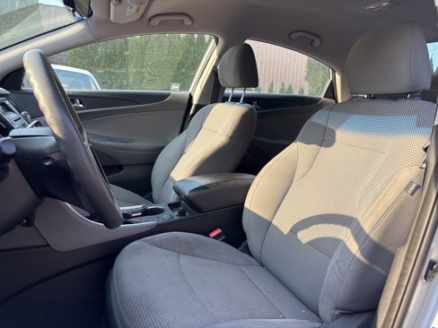 Used 2013 Hyundai Sonata GLS w/ Popular Equipment Pkg image 4