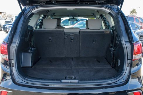 Used 2017 Hyundai Santa Fe SE image 9