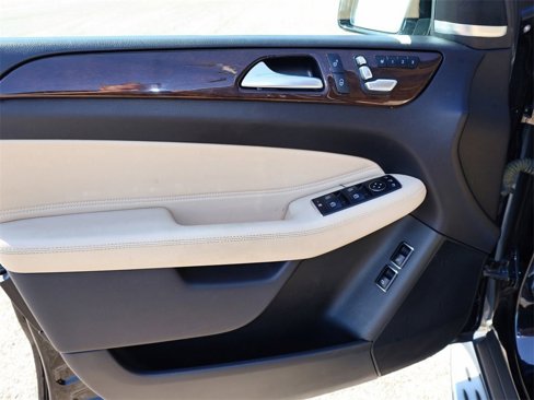 Used 2019 Mercedes-Benz GLS 450 4MATIC image 17