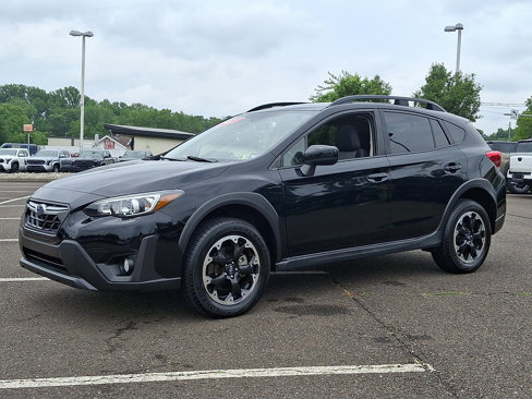 Used 2023 Subaru Crosstrek 2.0i Premium image 3