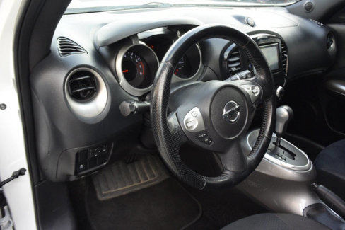 Used 2014 Nissan Juke SV image 16