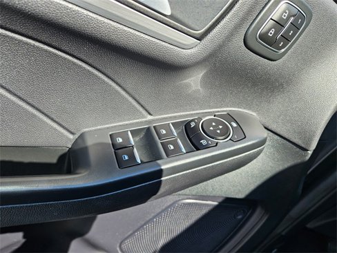 Used 2023 Ford Escape Platinum image 19