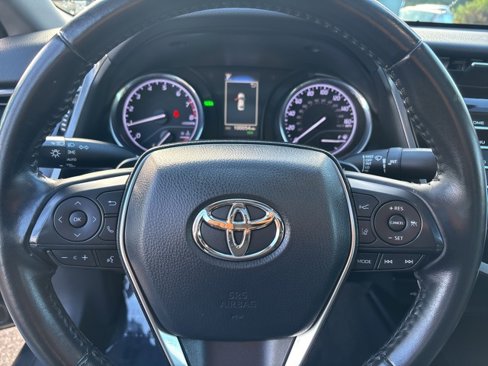 Used 2020 Toyota Camry SE image 13