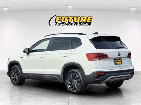 Used 2022 Volkswagen Taos S w/ IQ Drive S Package image 7